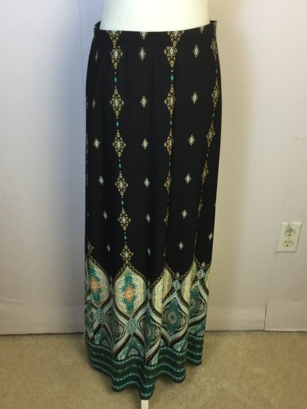 Chicos Pull-on Maxi Skirt Size 0 Womans S Black Green Lantern Print Stretch Knit